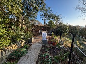 Photo 22- click for photo gallery